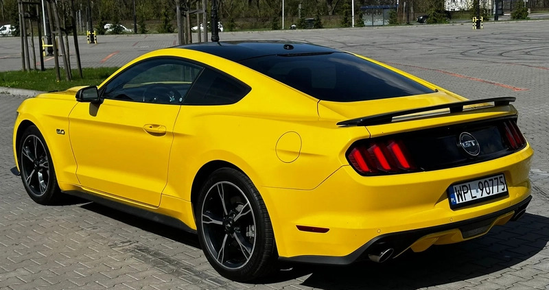 Ford Mustang cena 130000 przebieg: 162100, rok produkcji 2016 z Płock małe 326